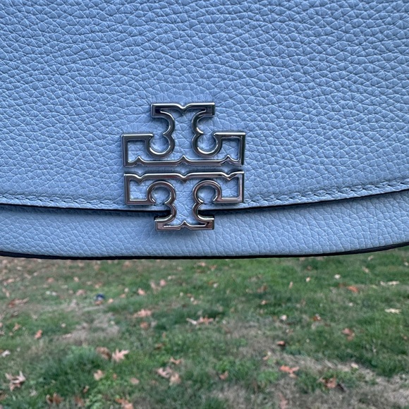 Tory Burch NWT Convertible Crossbody Pebble Leather Britten in Blue Mist R$458 - Picture 5 of 12